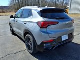 Used 2024 Buick Encore GX Sport Touring image 5