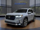 Used 2025 Honda Pilot Elite image 3