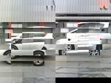 Used 2023 Chrysler Pacifica Limited image 2