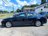 Used 2021 Toyota Camry LE image 3