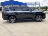 Used 2024 Lexus LX 600 4WD w/ Premium Package image 4
