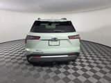 New 2026 Chevrolet Equinox LT w/ Convenience Package II image 4