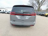New 2025 Chrysler Pacifica Limited w/ Uconnect Theater Family Group image 4