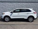 Used 2024 Ford Edge SEL image 1