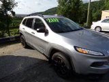 Used 2017 Jeep Cherokee Sport image 3