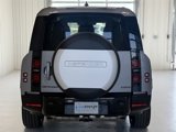 Used 2024 Land Rover Defender 130 X-Dynamic SE image 4