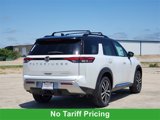 New 2025 Nissan Pathfinder Platinum image 3