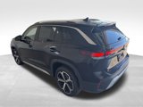 New 2025 Volkswagen Tiguan SE image 3