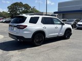 New 2025 Honda Pilot Touring image 5