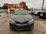 Used 2010 Toyota Camry SE image 2