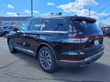 New 2025 Lincoln Aviator AWD image 4