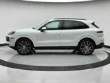 Certified 2024 Porsche Cayenne image 2