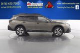 Used 2022 Subaru Outback Limited XT image 2