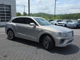 Used 2023 Bentley Bentayga Plug-In Hybrid image 3