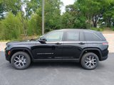 New 2025 Jeep Grand Cherokee Limited w/ Luxury Tech Group II image 3