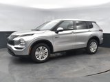 New 2025 Mitsubishi Outlander ES image 4