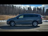 New 2025 Chrysler Pacifica Select image 6