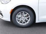 New 2025 Chrysler Pacifica Select image 4