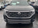 New 2025 Volkswagen Atlas Cross Sport SEL Premium R-Line image 2