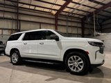 Used 2023 Chevrolet Suburban Premier image 3