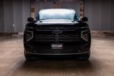 Used 2025 Chevrolet Suburban High Country image 2