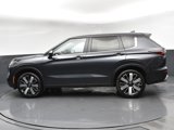 New 2025 Mitsubishi Outlander SE image 4