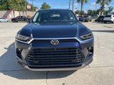 New 2025 Toyota Grand Highlander FWD image 3
