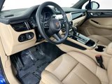Certified 2024 Porsche Macan image 4