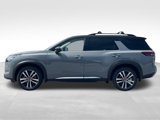 New 2025 Nissan Pathfinder Platinum image 2