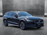 Used 2023 Volvo V60 B5 Cross Country Ultimate image 3