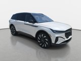 New 2025 Lincoln Nautilus Reserve image 3