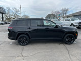 Used 2023 Jeep Grand Cherokee L Laredo image 2