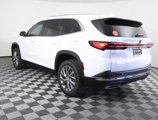New 2025 Buick Enclave Preferred image 5