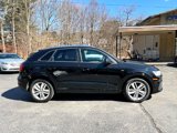Used 2018 Audi Q3 2.0T Premium w/ Convenience Package image 2