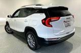 Used 2024 GMC Terrain SLT image 4
