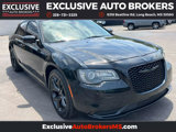 Used 2021 Chrysler 300 Touring w/ Sport Appearance Package image 4