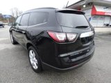 Used 2017 Chevrolet Traverse LT w/ Style and Technology Package image 3