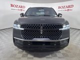 New 2025 Lincoln Navigator Reserve image 2