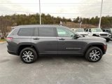 New 2025 Jeep Grand Cherokee L Limited w/ Luxury Tech Group II image 2