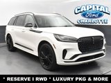 Used 2025 Lincoln Aviator Reserve w/ Luxury Package image 2