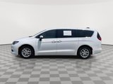 Used 2023 Chrysler Voyager LX image 2