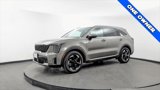 Used 2025 Kia Sorento EX image 2