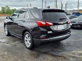 Used 2018 Chevrolet Equinox Premier image 2