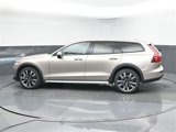 New 2026 Volvo V60 B5 Cross Country Ultra w/ Protection Package Premier image 5