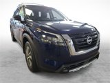New 2025 Nissan Pathfinder SL image 2