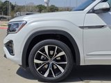 New 2025 Volkswagen Atlas Cross Sport SEL Premium R-Line image 5