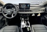 New 2025 Mitsubishi Outlander SE image 5
