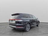New 2025 Lincoln Aviator AWD image 3