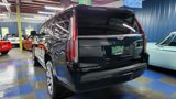 Used 2019 Cadillac Escalade Premium Luxury image 4