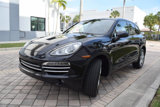 Used 2014 Porsche Cayenne Diesel Platinum Edition image 2